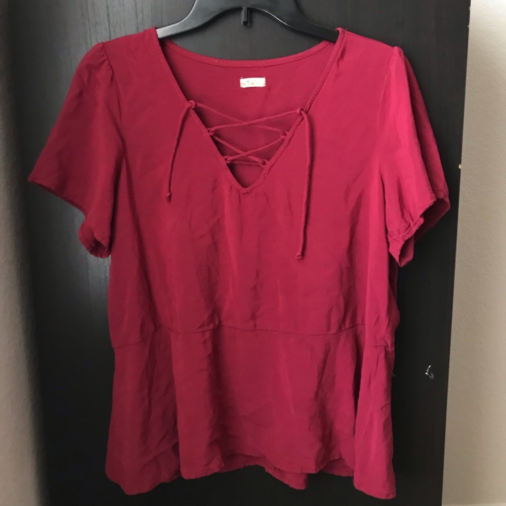 Hollister Maroon/Cranberry Criss Cross Top